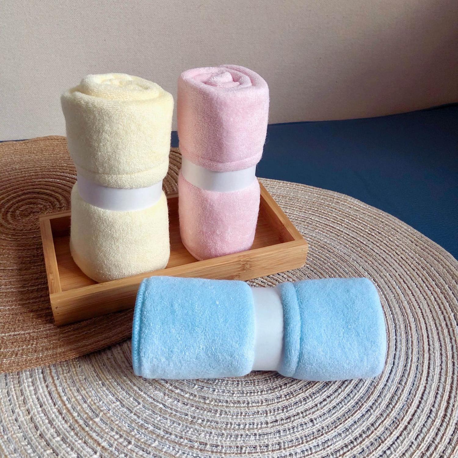 Toalla Facial Rivesi Home de Latex Natural Paquete de 3 - Image 3